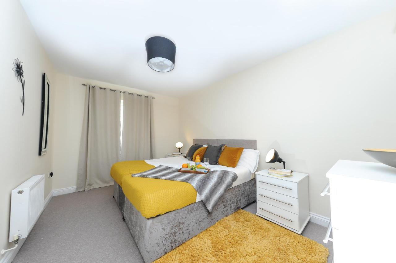 Hunters Wharf River View By Select Sa *