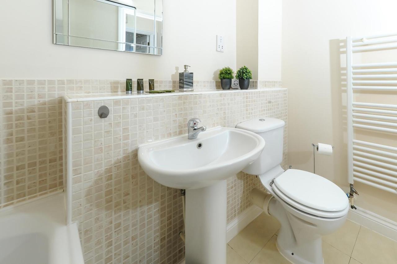 Hunters Wharf River View By Select Sa Holiday home *