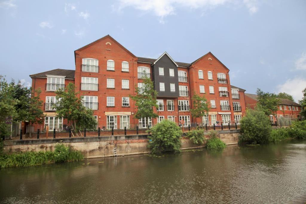 Hunters Wharf River View By Select Sa Holiday home Reading